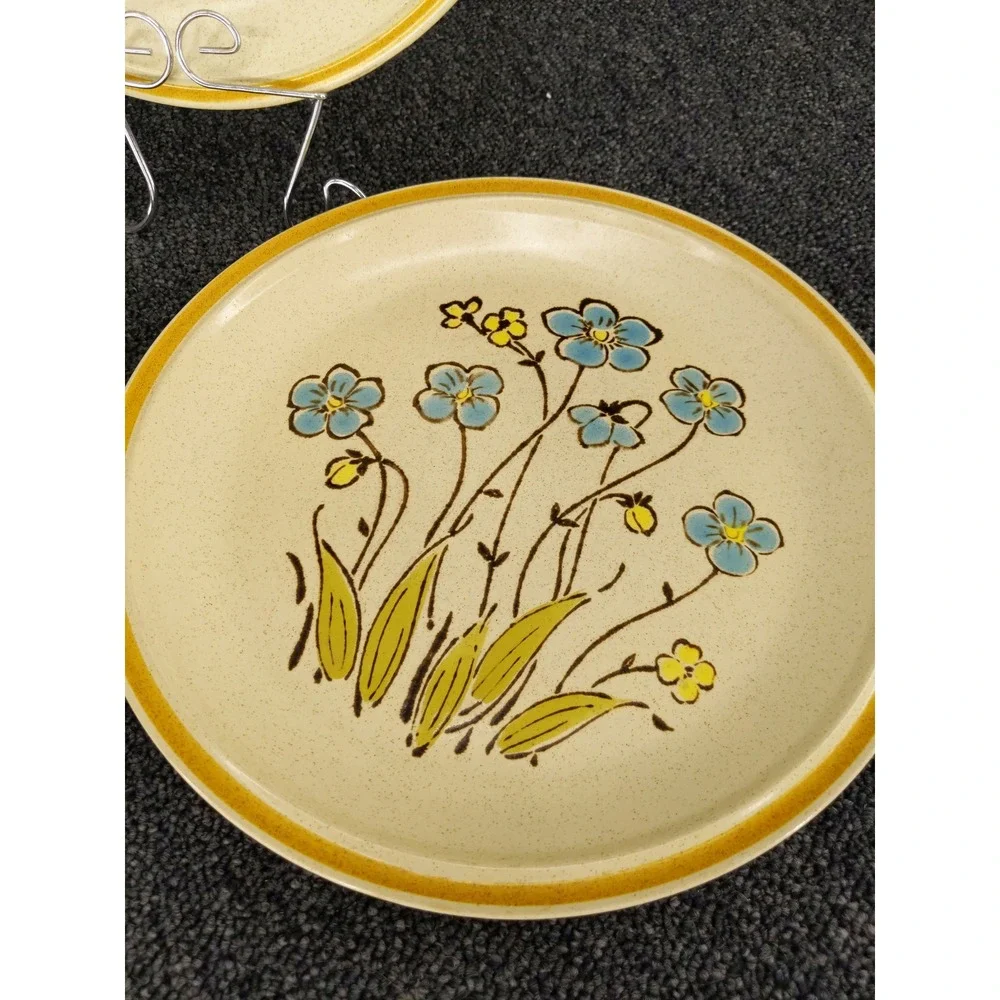 3 pcs Hearthside Dinner Plates Cream Blue Highland Flowers Garden Festival Japan